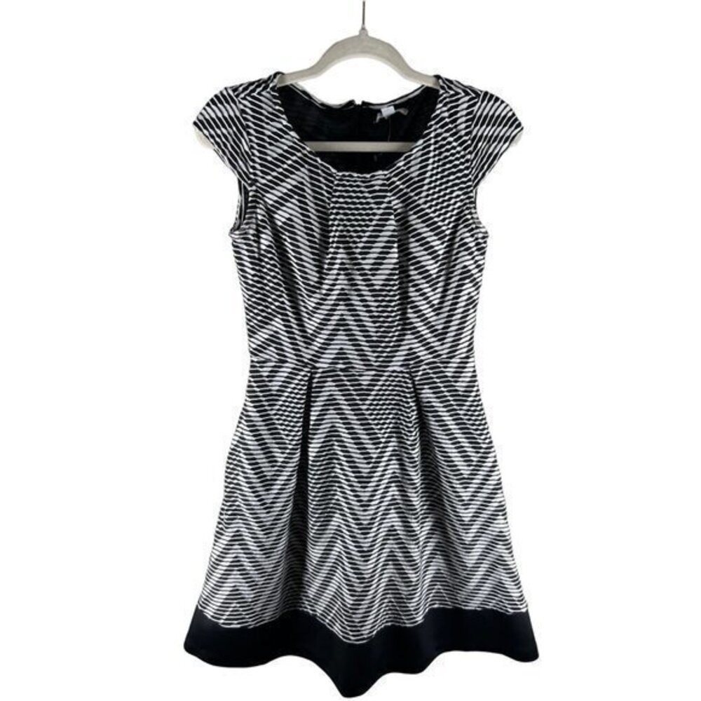 New York & Company Womens Dress Size XS Textured Striped Cap Sleeve Fit & Flare